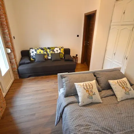 Pensión Rijeka City Rooms *
