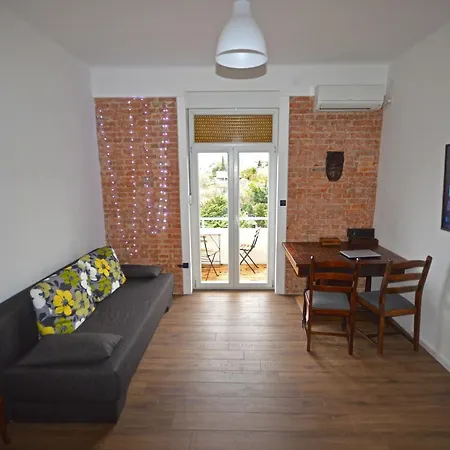 Pensiune Balcony 4 Bedroom By Book-rijeka
