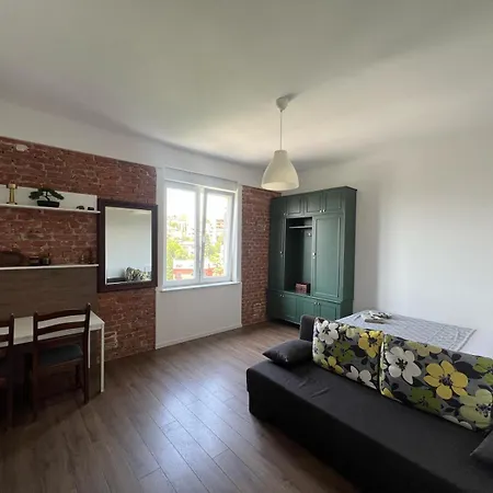 Balcony 4 Bedroom By Book-rijeka Гостевой дом 3*