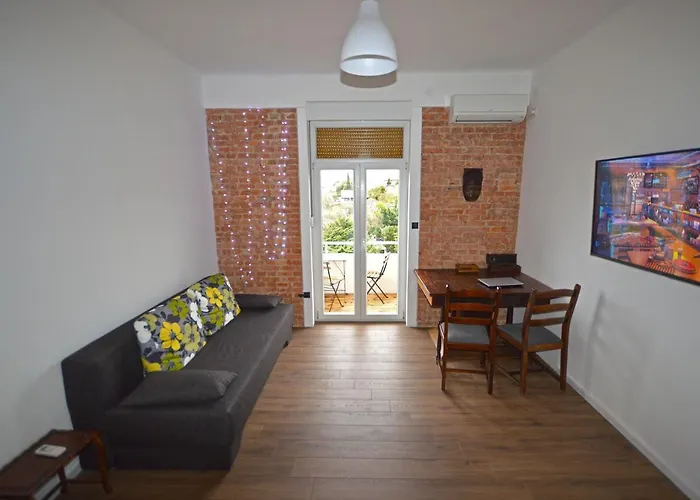 게스트하우스 Balcony 4 Bedroom By Book-rijeka