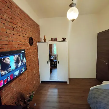 Balcony 4 Bedroom By Book-rijeka Pensión